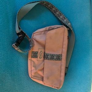 Chaco crossbody/fanny pack